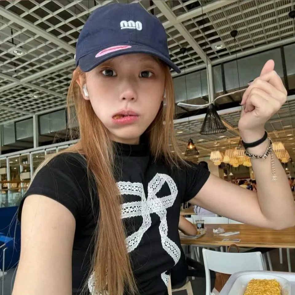 小可爱娜斯佳第二季封面